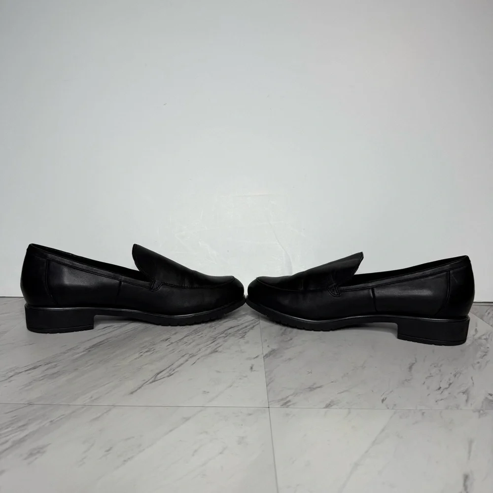 Munro Giselle Black Leather Loafer 9 1/2 W